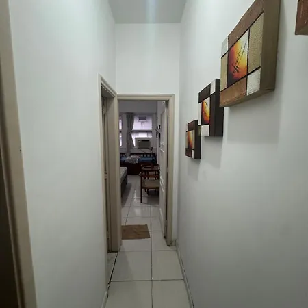 Apartamento Esquina da Praia, 2 minutos da Praia de Copacabana Posto 02-3